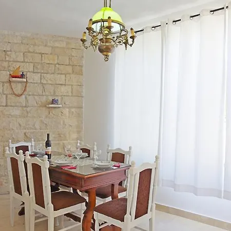 Holiday home Villa Mia *